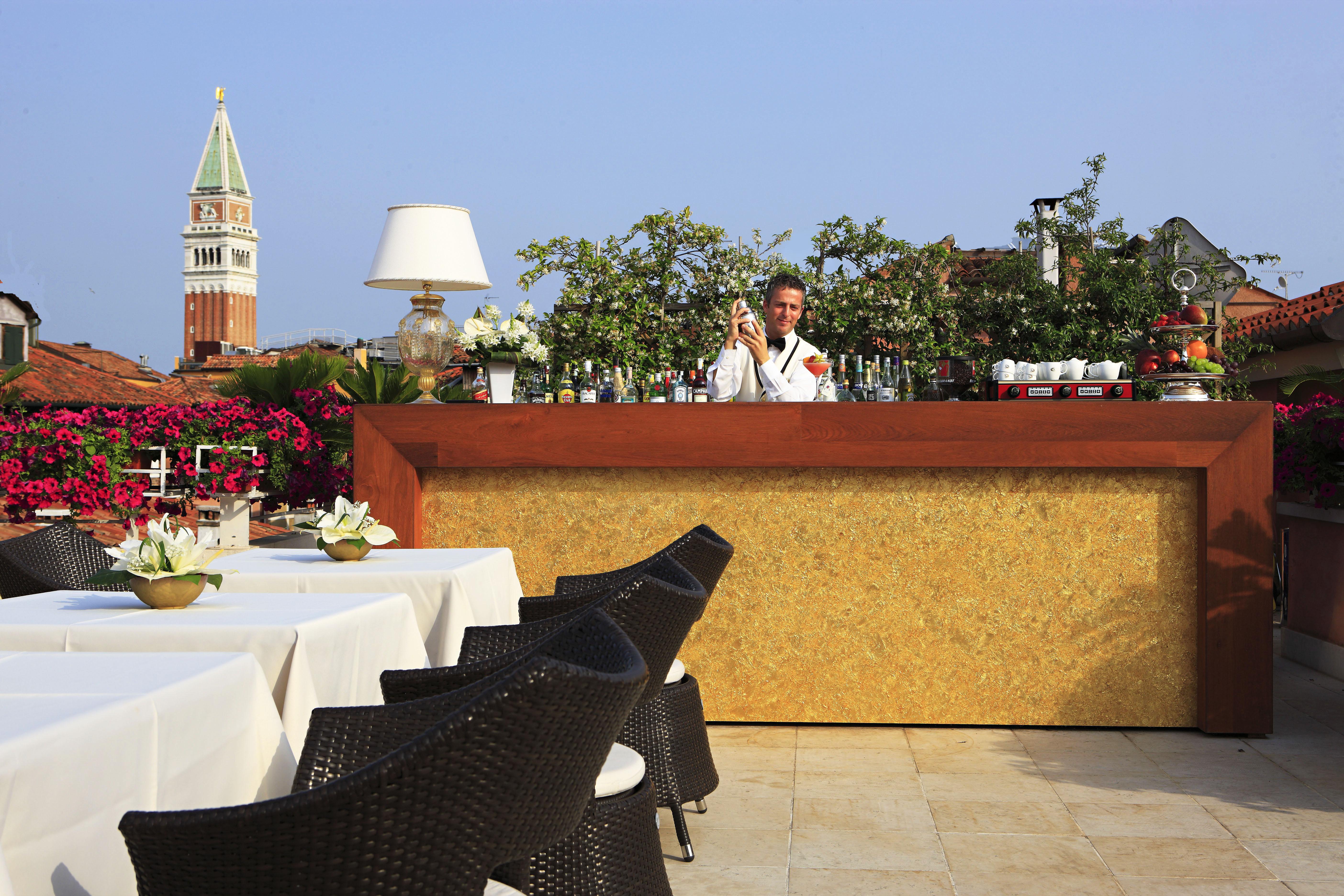Hotel A La Commedia Venice Exterior photo