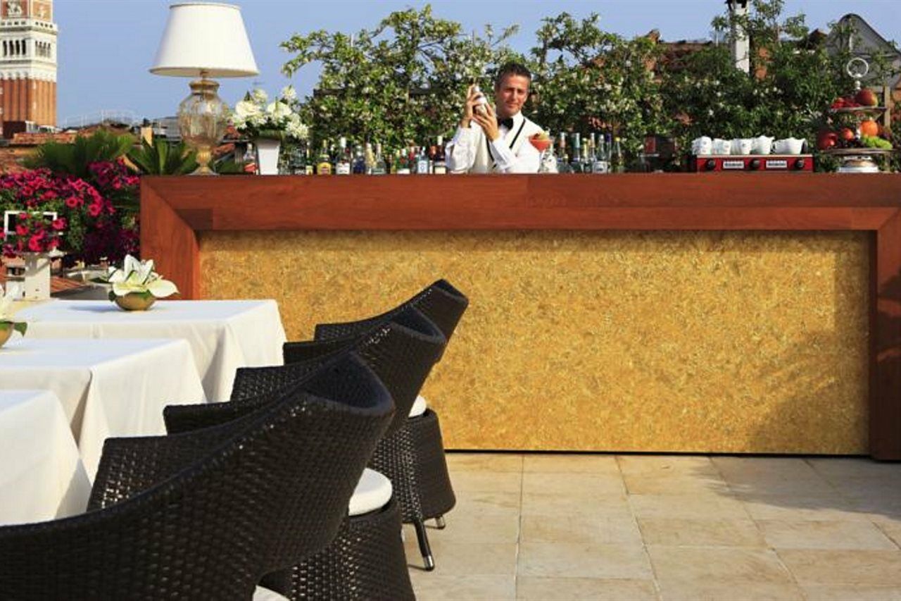 Hotel A La Commedia Venice Exterior photo